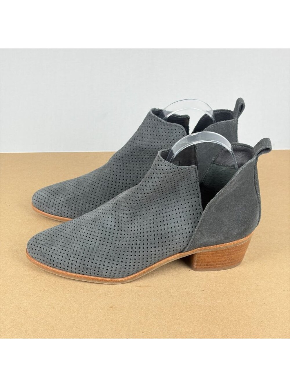 Dolce Vita Kaidie Perforated Suede Booties Womens 9.5 Gray Pull On Casual